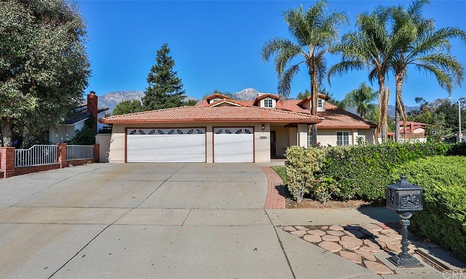 1st image of 9674 Highland Ave