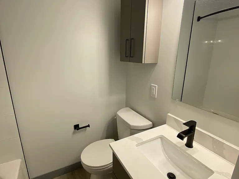 257 Lisgar St — Photo 35