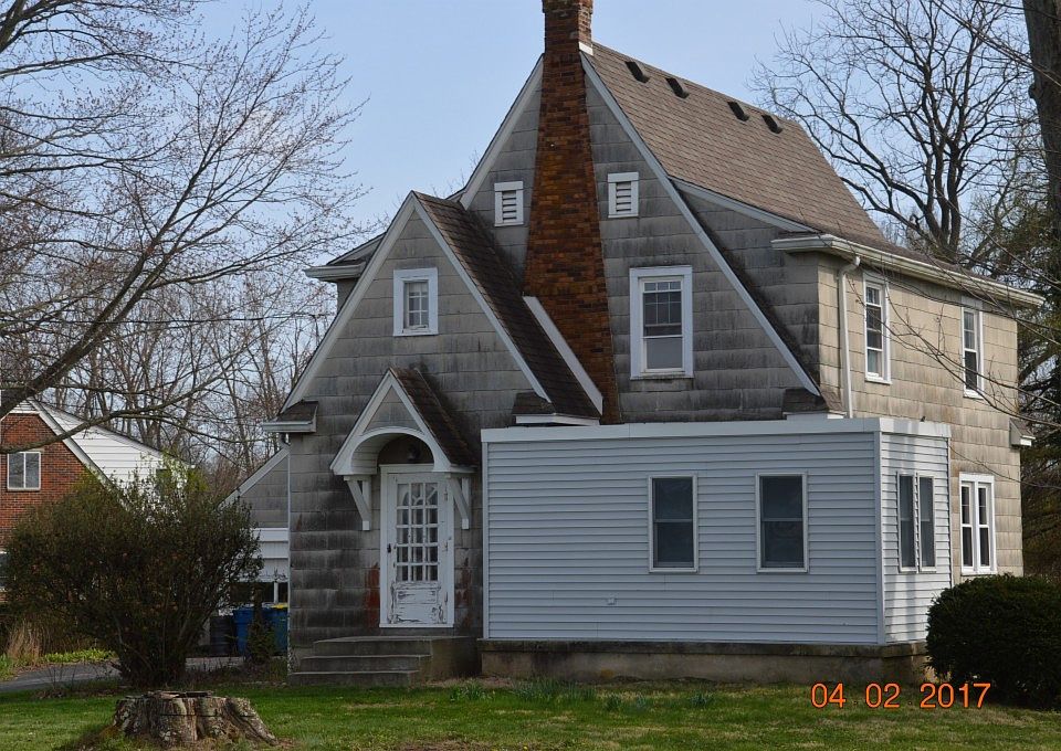 1st image of 6832 Salem Ave