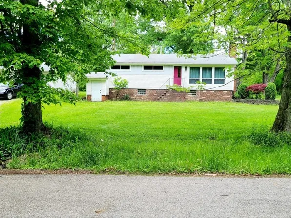 13423 Price St NE, Alliance, OH 44601