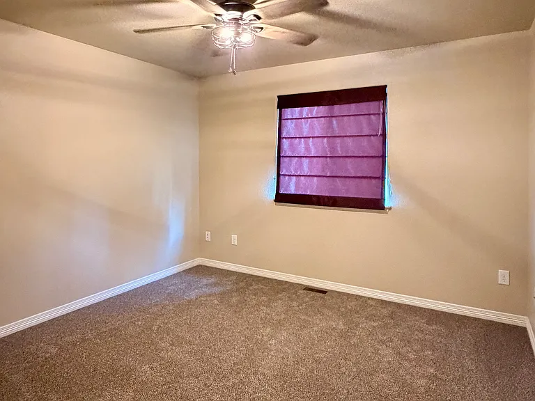 2760 Bridle Dr — Photo 25