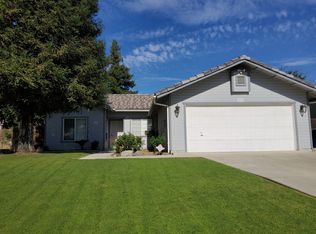 5615 Sugar Pine Dr, Bakersfield, CA