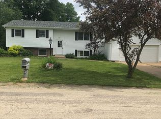 1795 Debbie Ln, Owensville, MO 65066