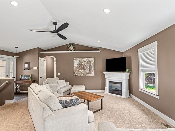 5th image of 9625 Scotsmoor Dr SE