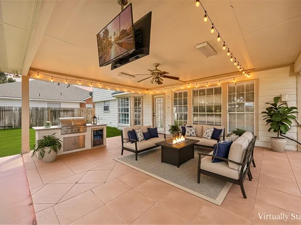 1923 Blooming Park Ln, Katy, TX 77450