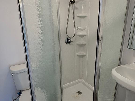 3rd image of 9036 Carson St Unit 2