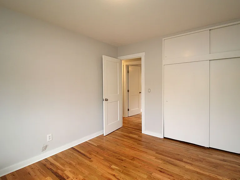 9655 N Edison St — Photo 12