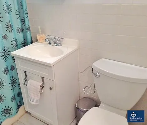 Rented by Sommerlyn Associates | media 4