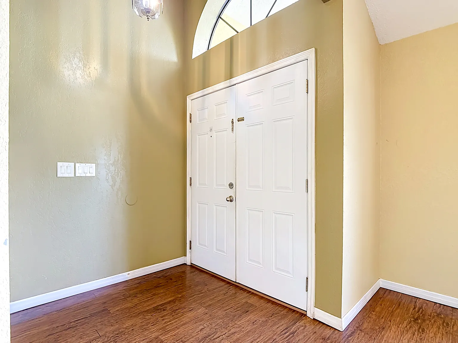 3 bed, 1792 sqft, $1,900 — Photo 4