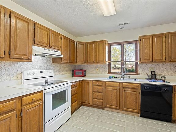 5th image of 12522 Doles Rd