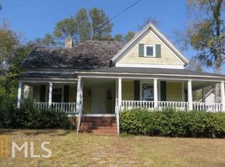 285 Hartwell St, Royston, GA 30662