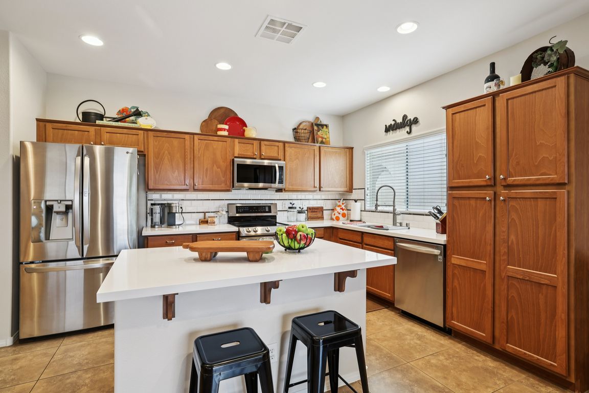 next background image