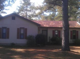 12400 Windmere Dr, Laurinburg, NC 28352