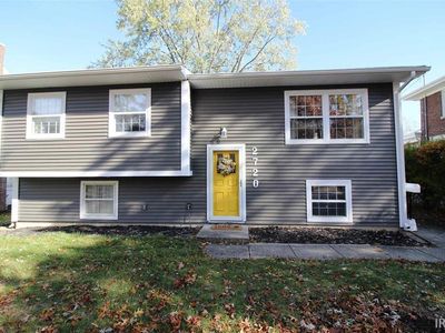 2720 East Dr, Fort Wayne, IN, 46805