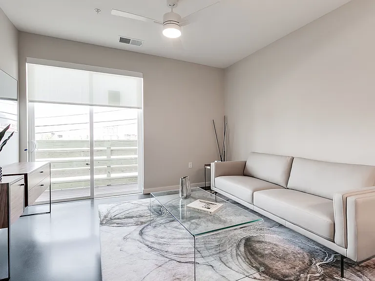 The Hub Apartments — Photo 18