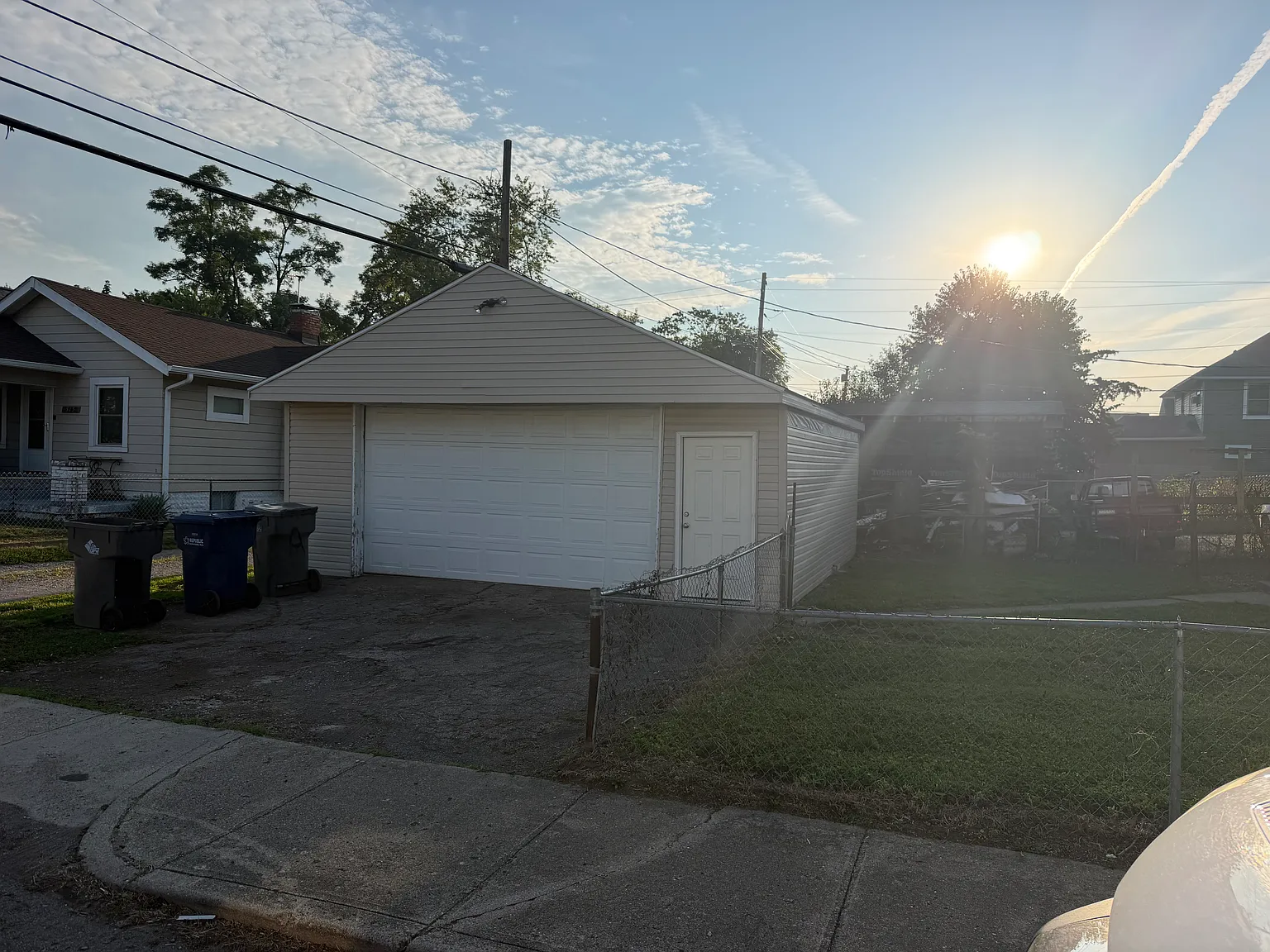 3 bed, 1600 sqft, $1,350 — Photo 3