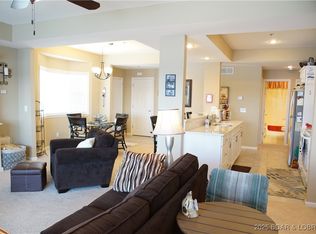 807 E Harbour Towne Dr #807, Lake Ozark, MO 65049
