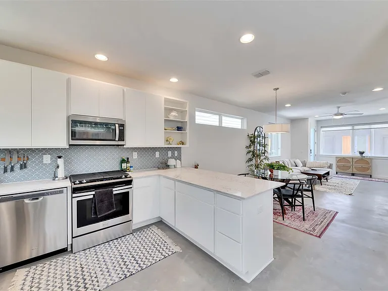 814 N Bluff Dr #82 — Photo 13
