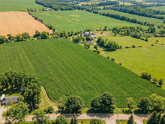 2nd image of 8341 Cavan Rd