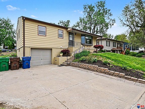 2nd image of 3206 Wallace Ave