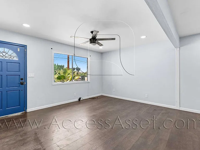 (*) Davis 402 — Photo 22