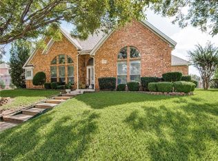 6356 Meadow Lakes Dr, North Richland Hills, TX 76180