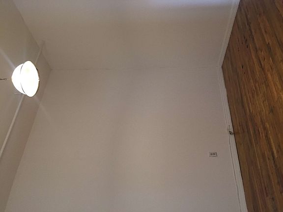 4th image of 213 Taaffe Pl APT 504