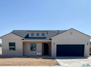 5103 W King Kelly Rd, Hobbs, NM 88240