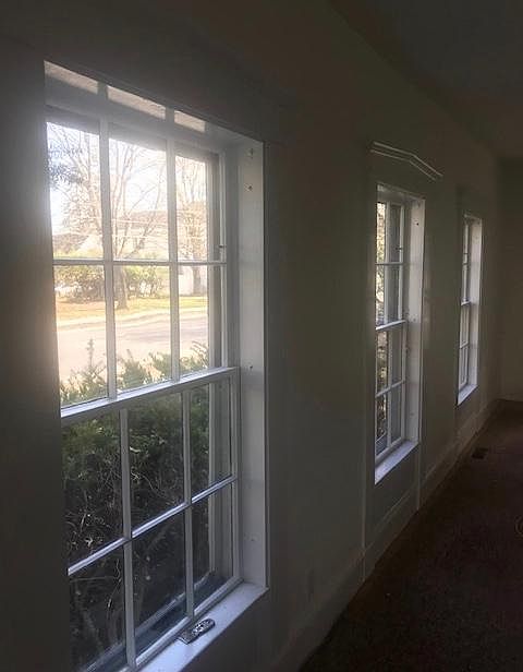 2nd image of 64 College St