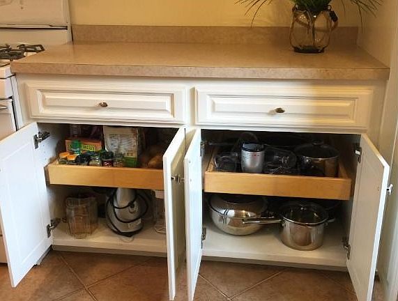 Pull out shelving a bonus!