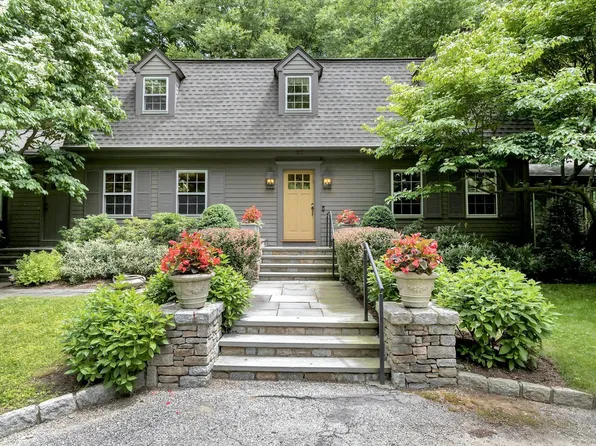 27 North Valley Road, Ridgefield, CT 06877