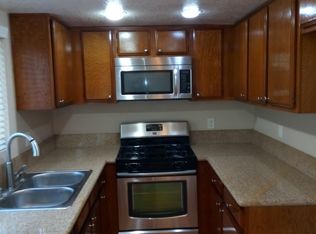 17152 Harbor Bluffs Cir APT C, Huntington Beach, CA 92649