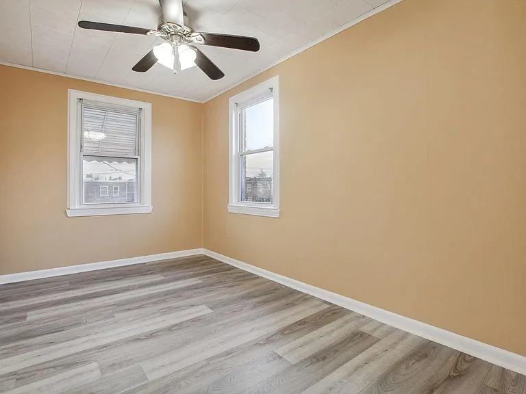 7443 Holabird Ave — Photo 7