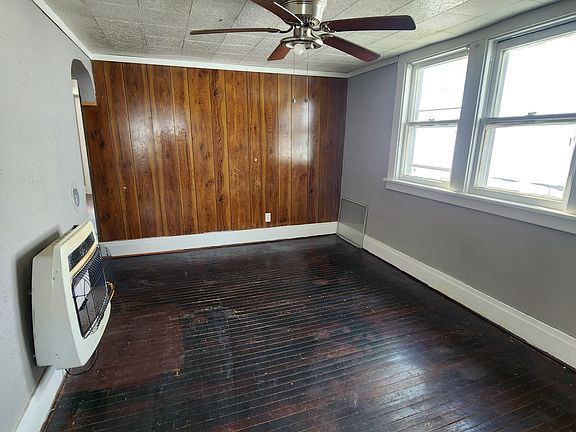 2nd image of 57 Berwyn Ave Unit 2