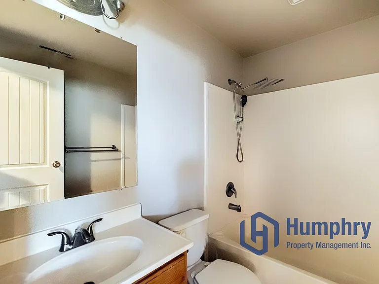 256 W Woodbury Dr — Photo 15