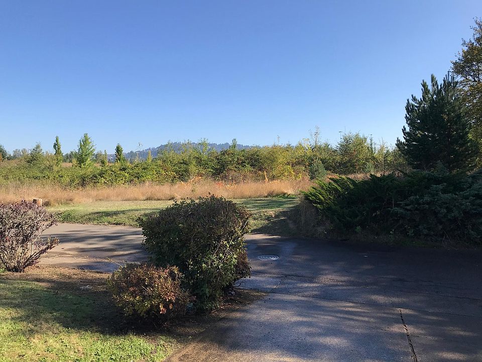 2nd image of 11759 SE 64th Ave