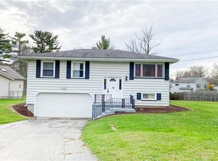 3602 S Raccoon Rd, Youngstown, OH 44406