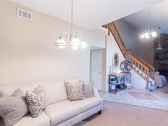 4th image of 4323 Largo Dr