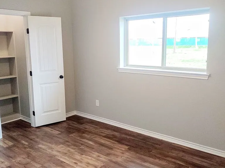 105 Kirkland St — Photo 26
