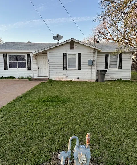 850 Elwood St — Photo 1