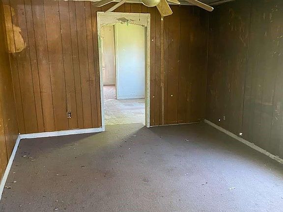4th image of 307 Jalonick St