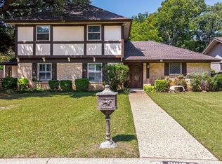 3913 Diamond Loch E, North Richland Hills, TX 76180
