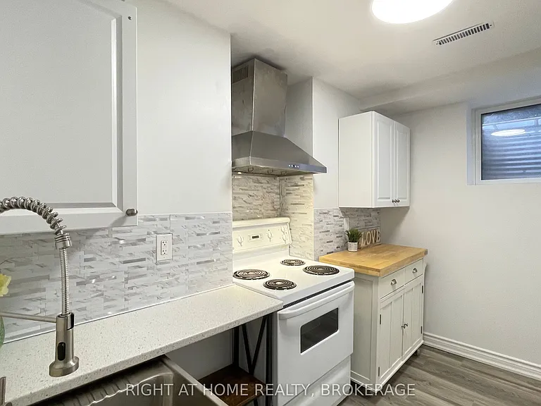 1163 Rosethorne Rd #LOWER — Photo 15