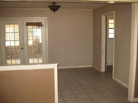 3rd image of 6229 Byron Dr