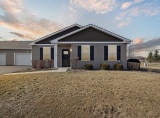 1728 Southern Cir, Pingree Grove, IL 60140