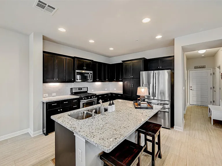 6814 E Riverside Dr #64 — Photo 7