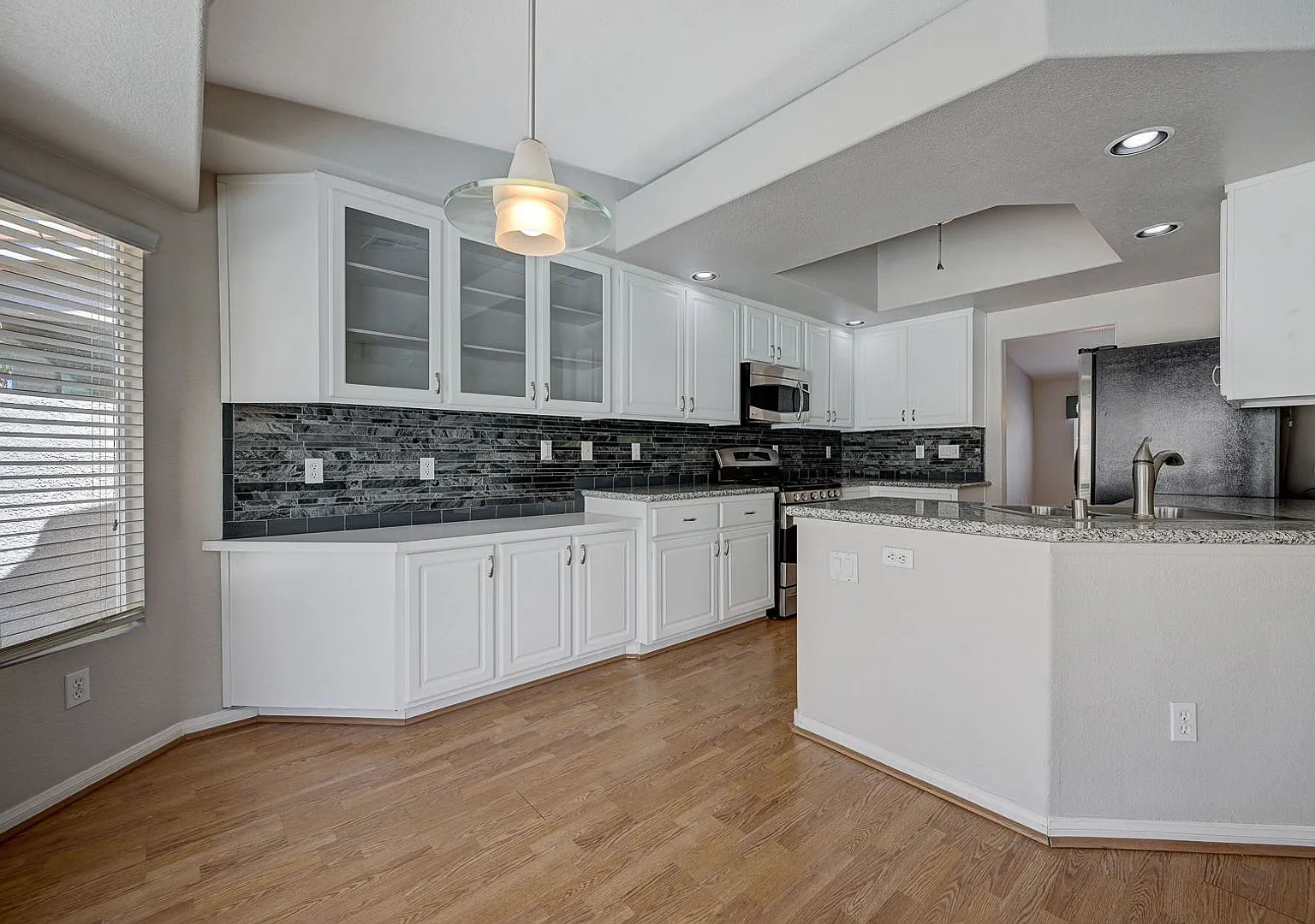 POOL House in Silverado Ranch! — Photo 2