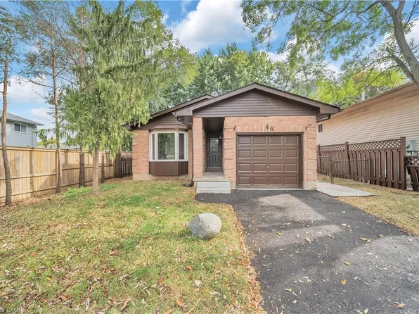 46 Bonaparte Ln, London, ON N5V 4A8