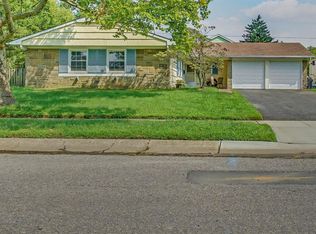 201 Deerfield Ln, Aberdeen, NJ 07747