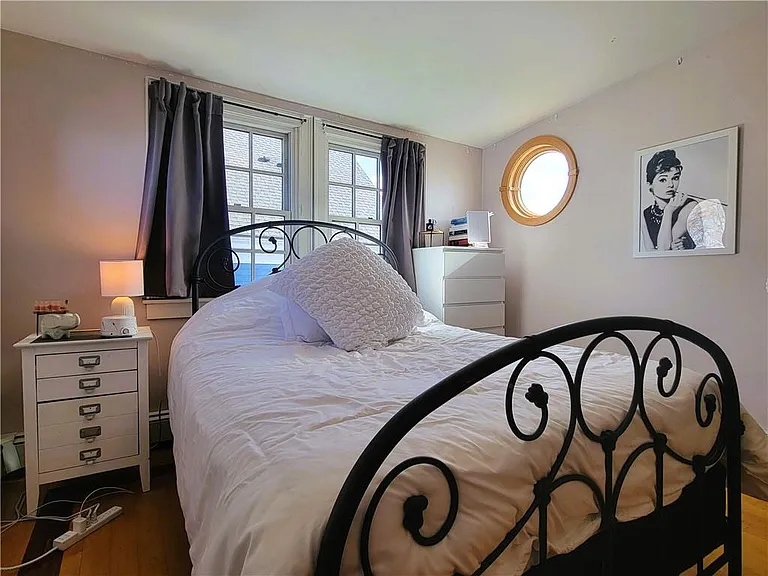 92 Pelham St #3 — Photo 10